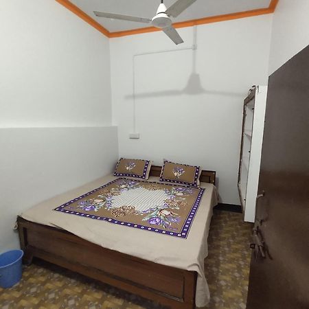 Awadh Guest House Ayodhya 외부 사진