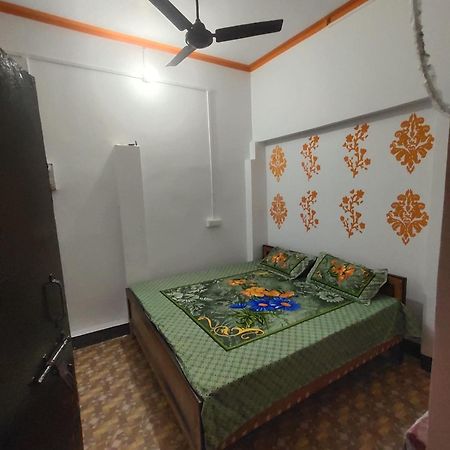 Awadh Guest House Ayodhya 외부 사진