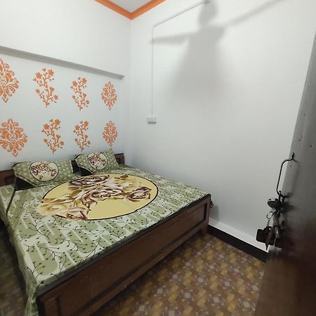Awadh Guest House Ayodhya 외부 사진