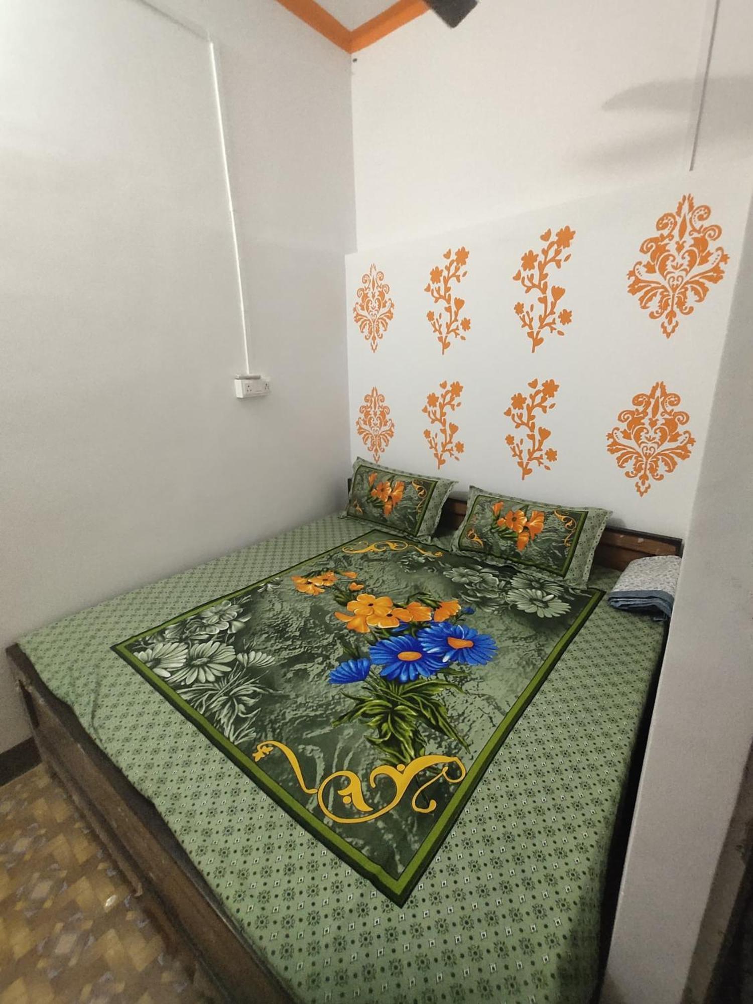Awadh Guest House Ayodhya 외부 사진