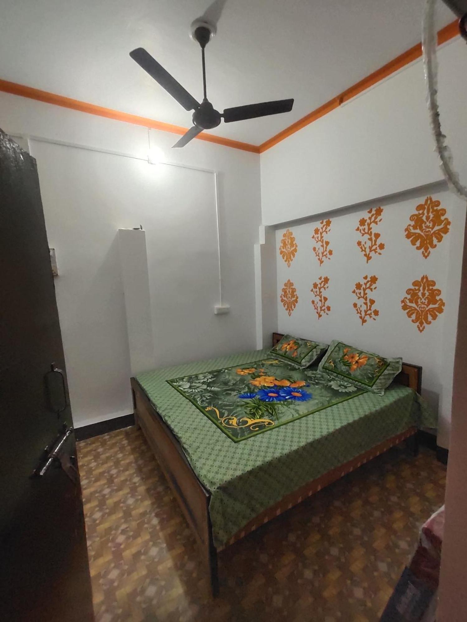 Awadh Guest House Ayodhya 외부 사진